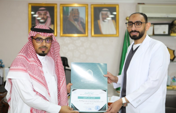 الكلية تنظم حملة التبرع بالدم