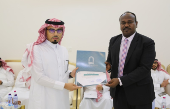لقاء تكريميّ لأعضاء هيئة التدريس والموظفين المشاركين في لجنة الاعتماد الأكاديمي في الكلية