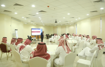 برنامج (المراجعة الداخلية) لمنسوبي بلدية حوطة بني تميم