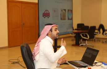 دورة تدريبية لتعزيز مهارات الذكاء الاصطناعي في بيئة العمل لمنسوبي بلدية محافظة حوطة بني تميم