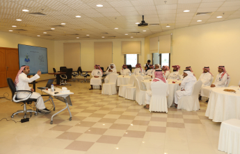 دورة تدريبية لتعزيز مهارات الذكاء الاصطناعي في بيئة العمل لمنسوبي بلدية محافظة حوطة بني تميم