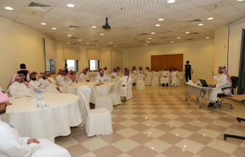 دورة تدريبية لتعزيز مهارات الذكاء الاصطناعي في بيئة العمل لمنسوبي بلدية محافظة حوطة بني تميم