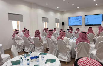 دورة تدريبية لتعزيز المهارات المهنية عبر الذكاء الاصطناعي لمنسوبي بلدية الحلوة