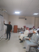 الكلية تنظم محاضرات تقوية في مقرر الرياضيات لطلاب المستوى الأول