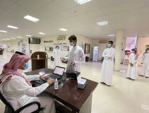 The president of the university orders to extend the work of the vaccine center in the college to serve the educational staff in the governorate